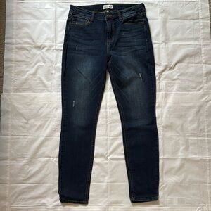 NWT Women’s Studio Blue Aranza Mid-Rise Skinny Jeans, Size 29
